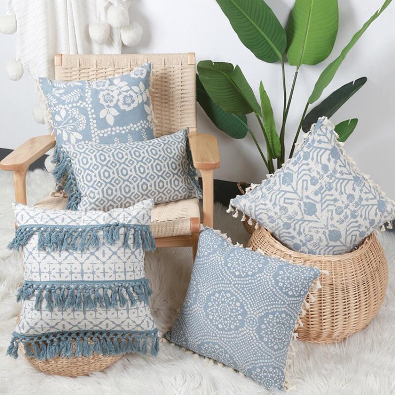 blue-flower-print-tassel-cushion-cover-cotton-crocheted-pillowcase