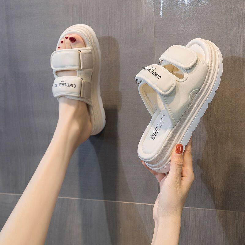 Wedge Platform Sandals Sandal for Ladies Korean with Wedge Sandals Korean Wedge Fashion Wedge Sandals for Women New High Heeled Thick Bottom Slippers Wedge Heels for Women Chunky Sandals for Women 032201