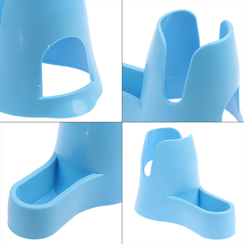 Water dispenser and water bottle for hamsters
