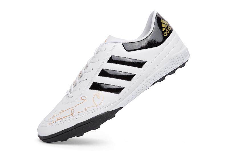 buy futsal shoes online