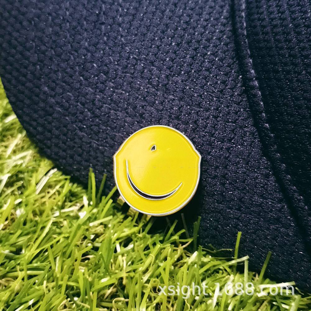 AVHP One Putt For Golfer Ball Position Mark Aiming Tool Golf Training Aids Professional Golf Putting Alignment Golf Training Aids Golf Ball Marker Golf Hat Clip