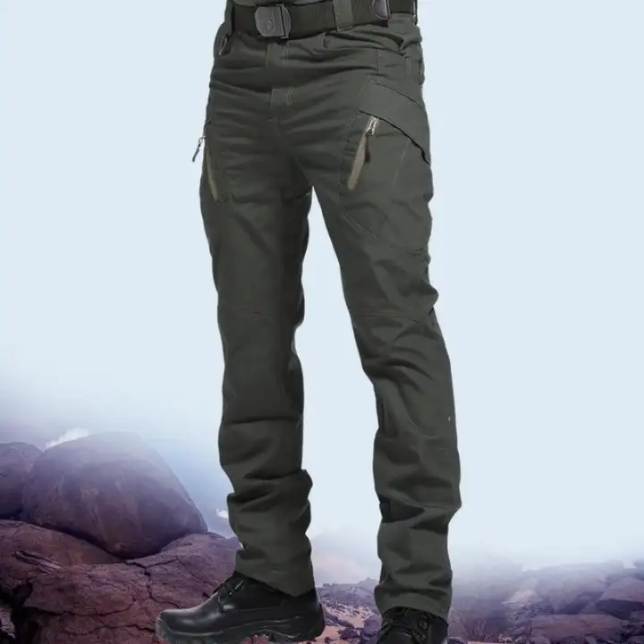 cargo pants many pockets