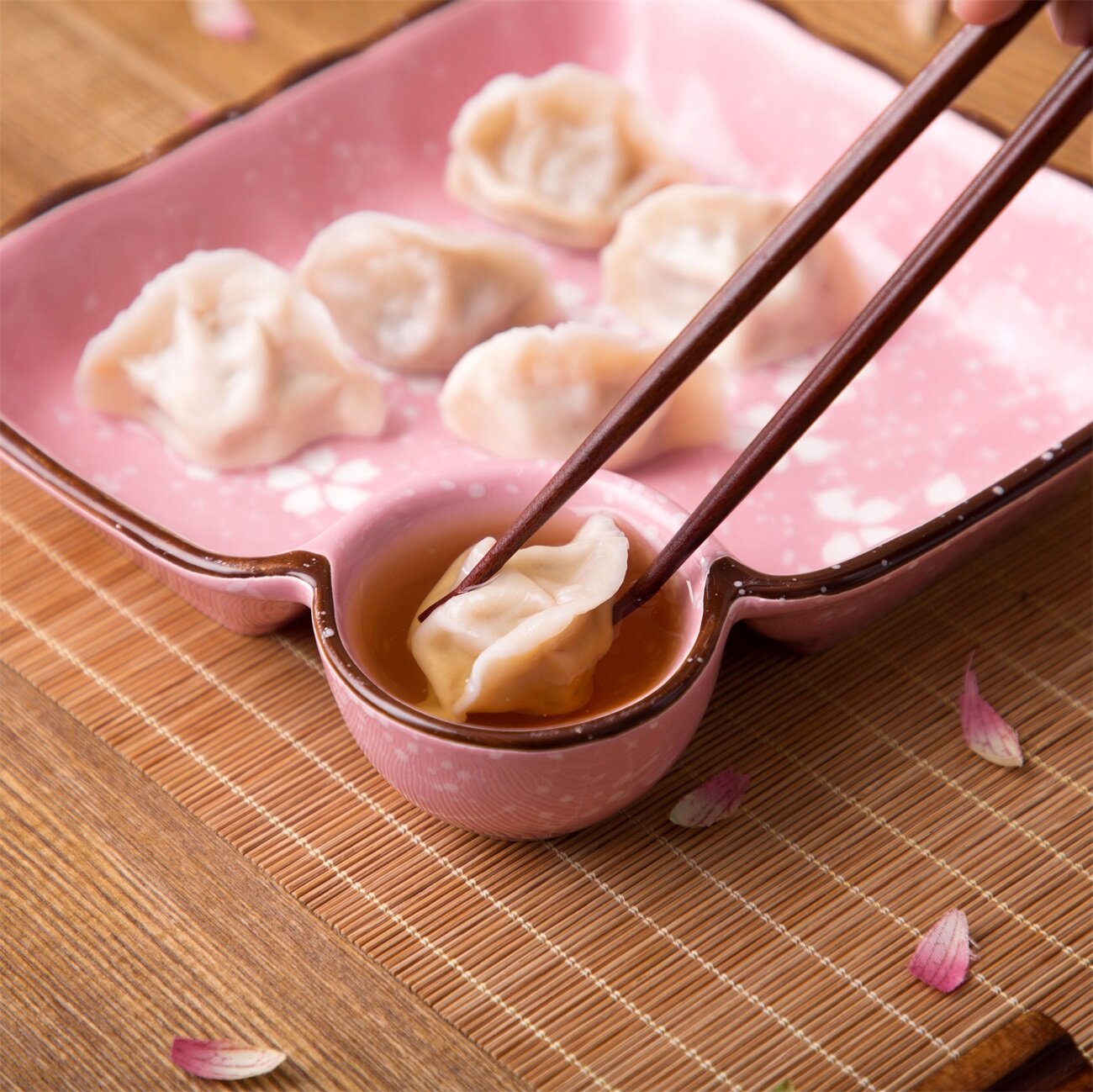 CNMF Household Dish Square Large Ceramic Dumpling Plate Vinegar Dish Grid Tray
