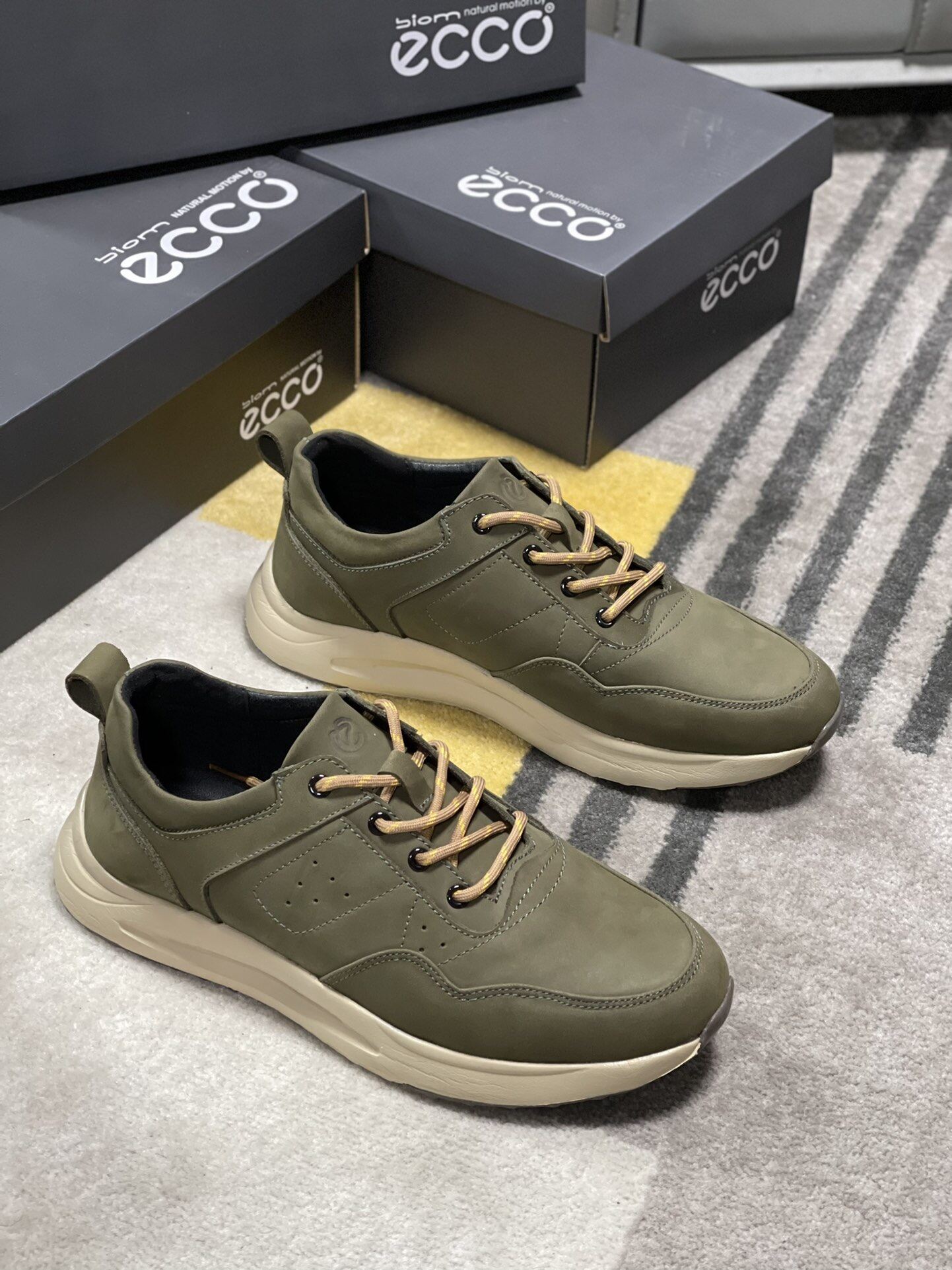 Ecco shoes outlet surabaya