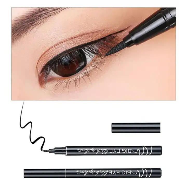 thin black eyeliner