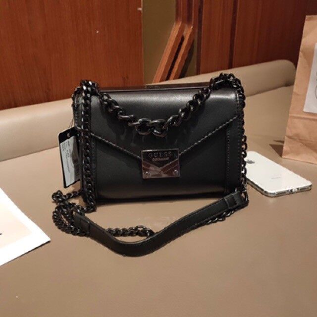 crossbody guess