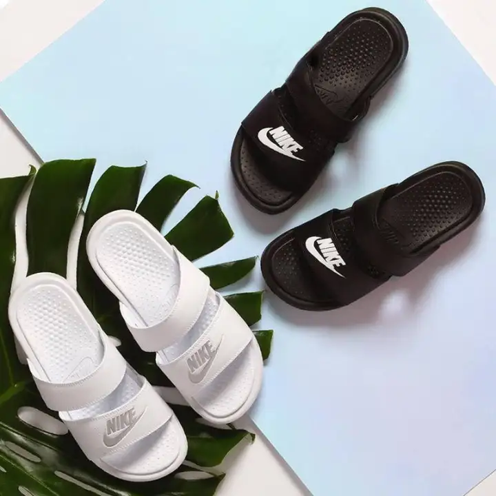 nike beach slippers