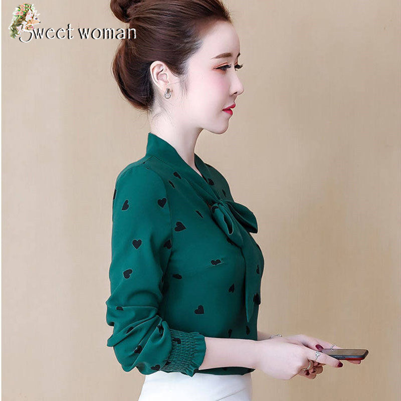 【SW】2020 bow tie V-neck long sleeve shirt with polka dot pattern