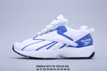 white reebok dad shoes