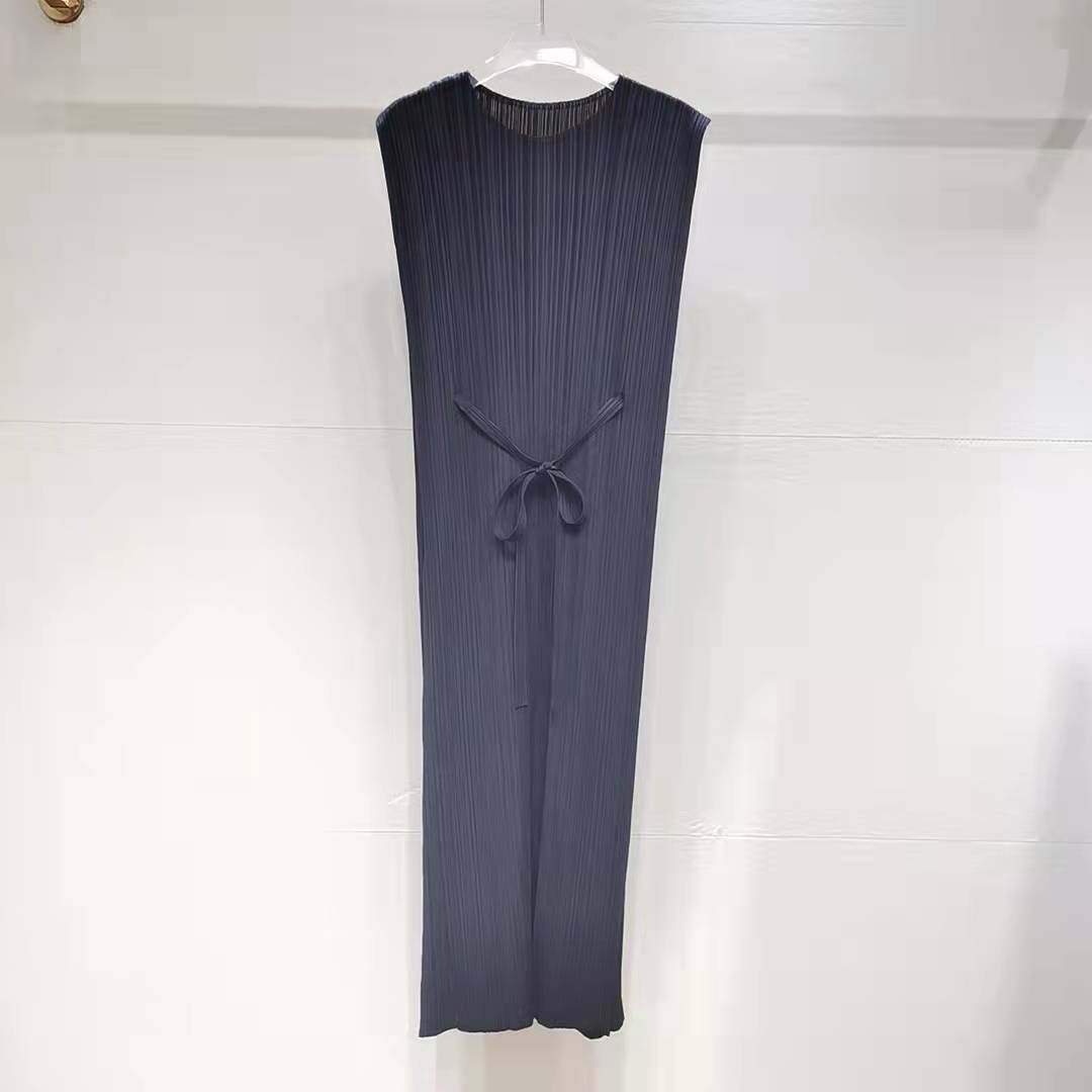 Sunya1.ins wind Miyake pleated mid-length dress Western-style thin lace-up skirt 7655