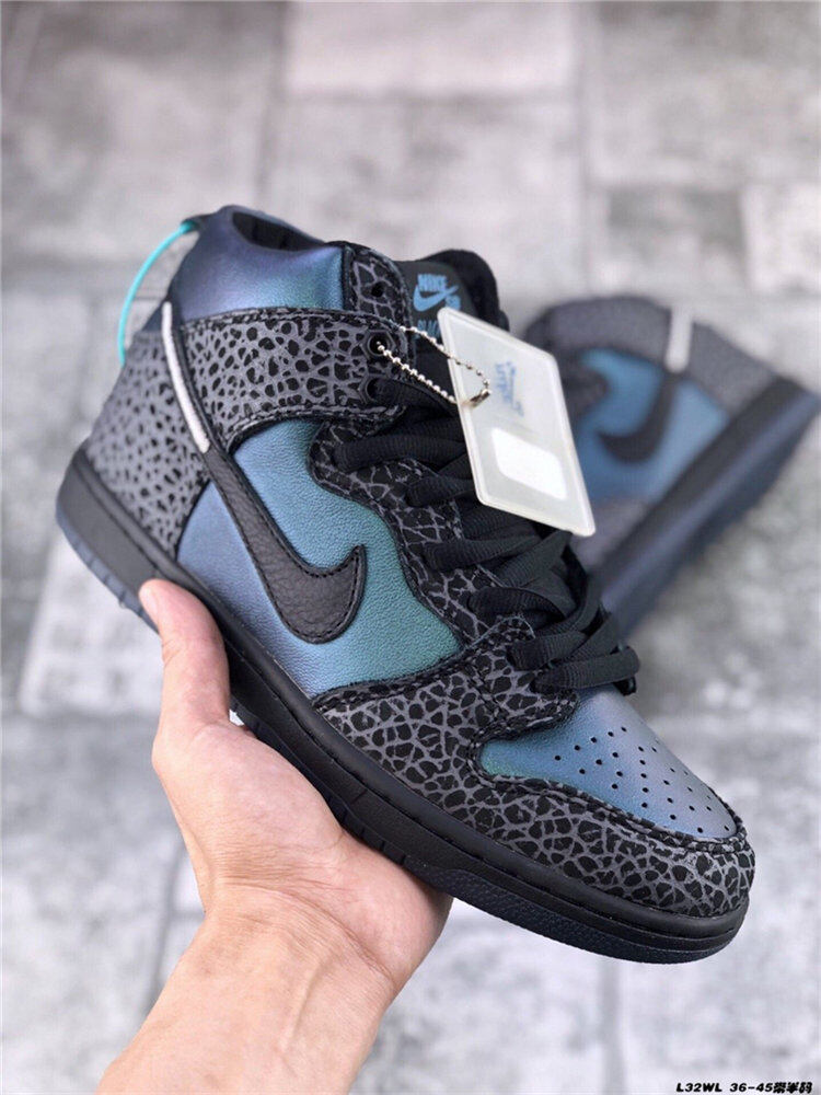 nike black hornet