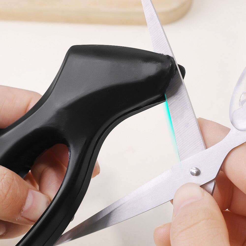 Home Kitchen Single Handle Knife Sharpener Portable Mini Tool Suitable for Various Knives