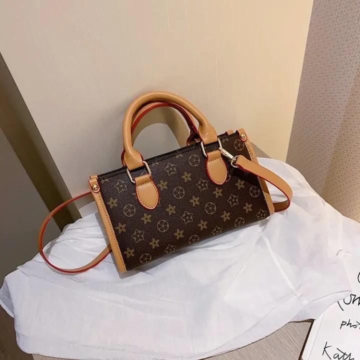 lv round sling bag