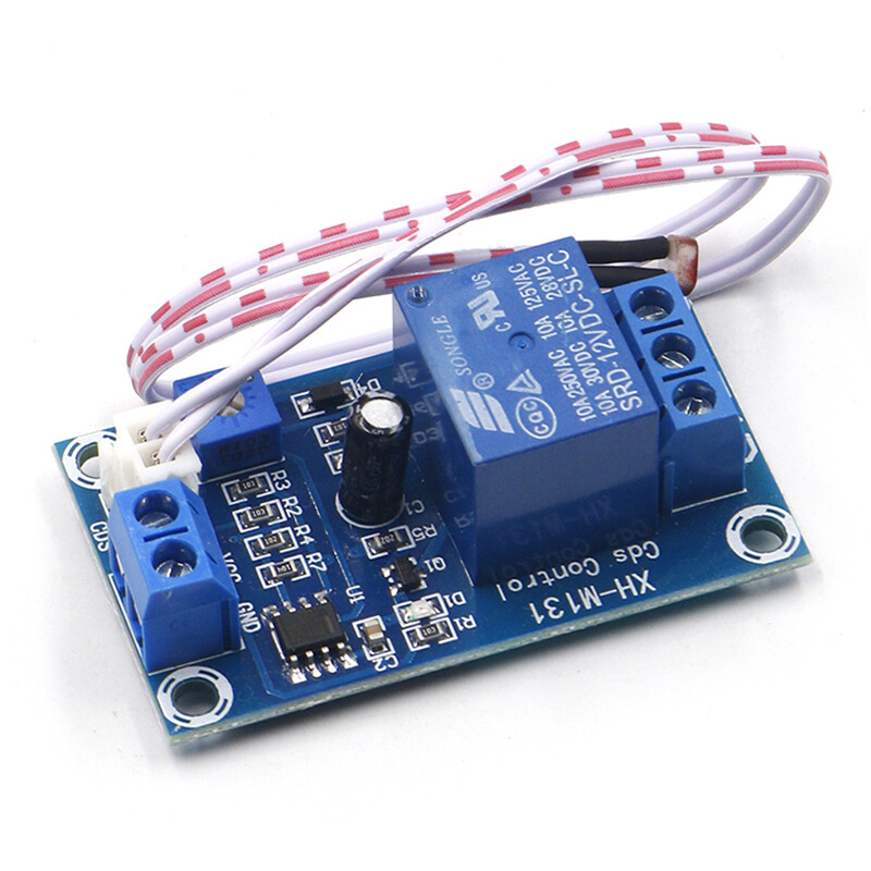 1PCS/2PCS Detection sensor brightness XH-M131 DC 5V light control switch 10A photoresistor relay module automatic control module