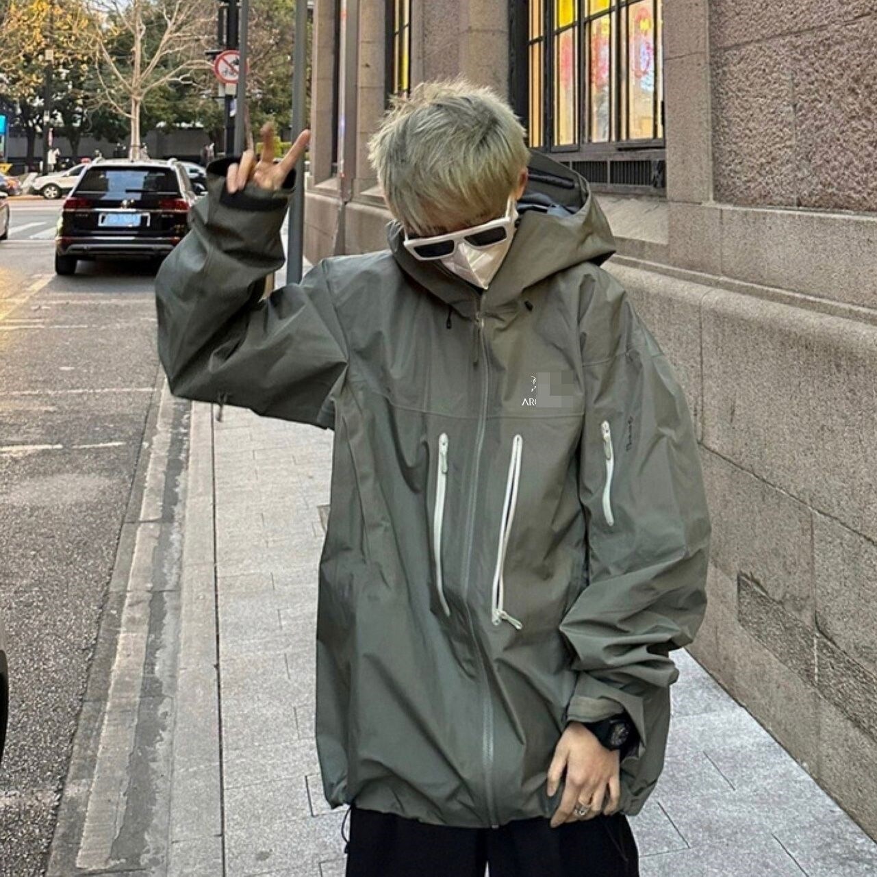 ㍿▧✳ ARCTERYX high version hard shell Alpha 6th generation SV with underarm zipper printing full pressure glue windproof waterproof jacket