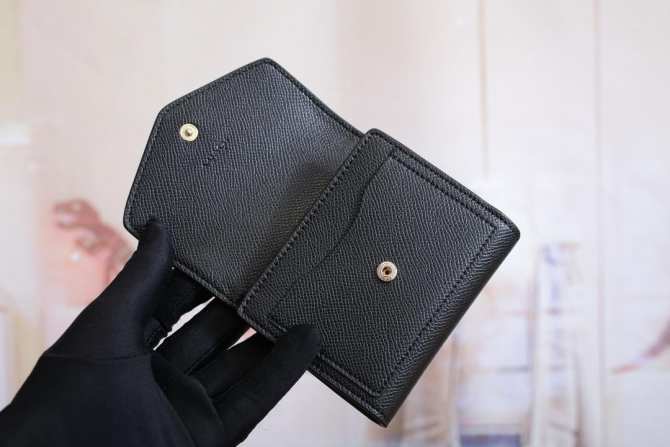 NEW ARRIVAL Coach_Small Trifold Wallet
