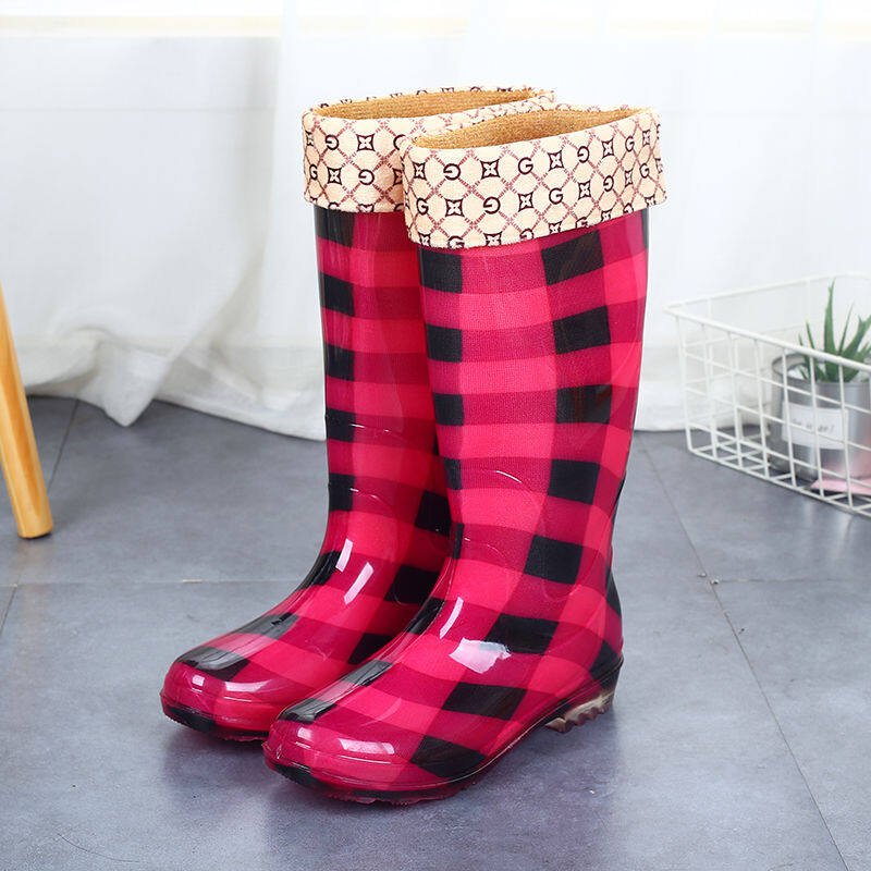 warm rain boot