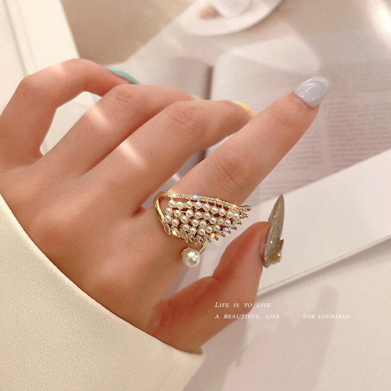 Frascati Simulated Pearl Rhinestone Angel Wings Adjustable Opening Rings Fashion Luxury High Sense Ring For Women Wedding Bridal Jewelry