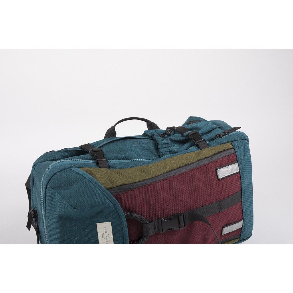 NWT! Doughnut Traveler Hk 35l store Denim X Wine Hiking Backpack