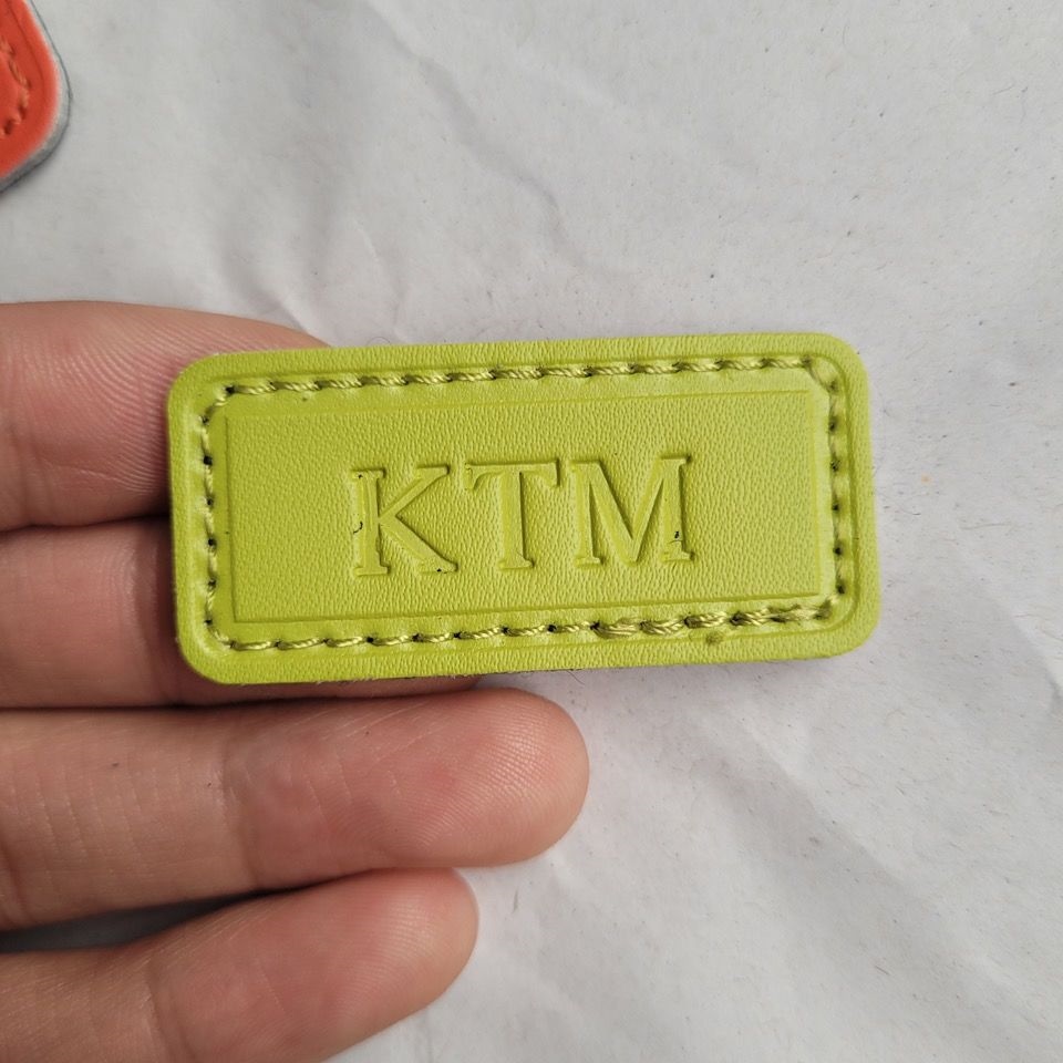 TUMI TUMI Backpack Shoulder Bag Cowhide Nameplate Tag Luggage Tag Nameplate Engraving Service 原装ﺴ
