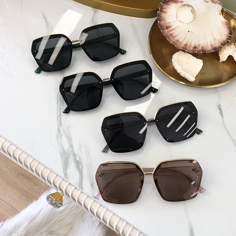 trendy sunglasses for girls
