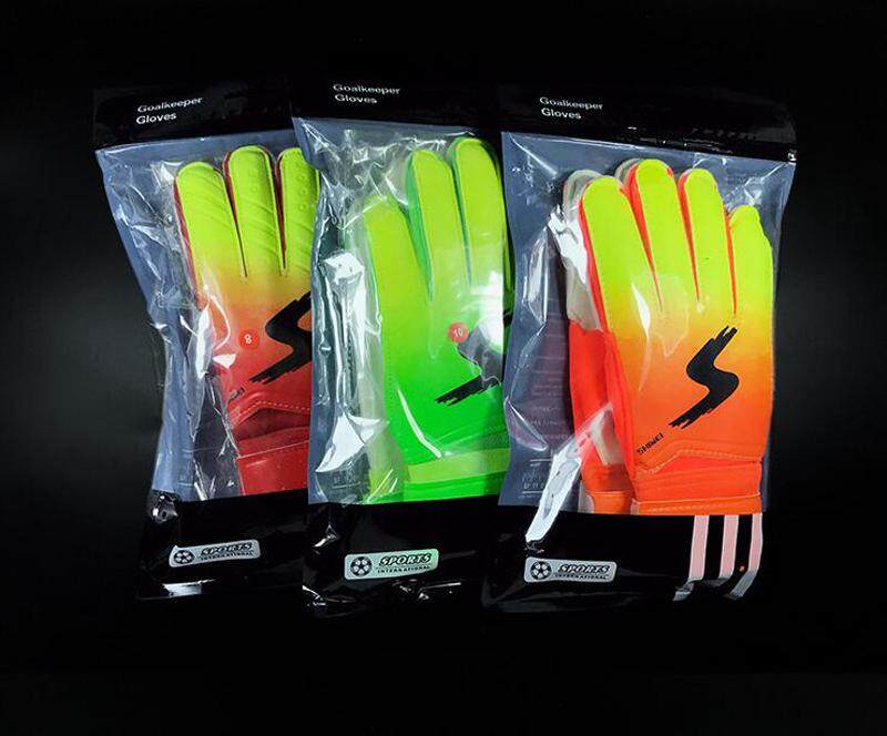 thick goalkeeper gloves