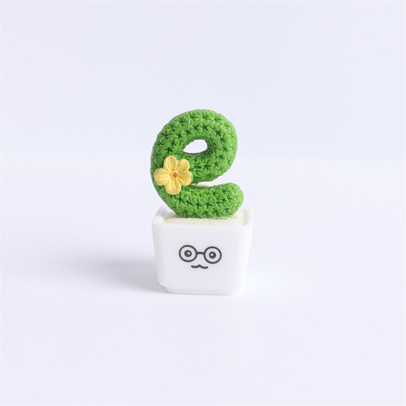 Mini Potted Fake Plants Resin Creative Simulation Cactus Shaped Artificial Plants for Home Car Office Bathroom Desk Room Decorate