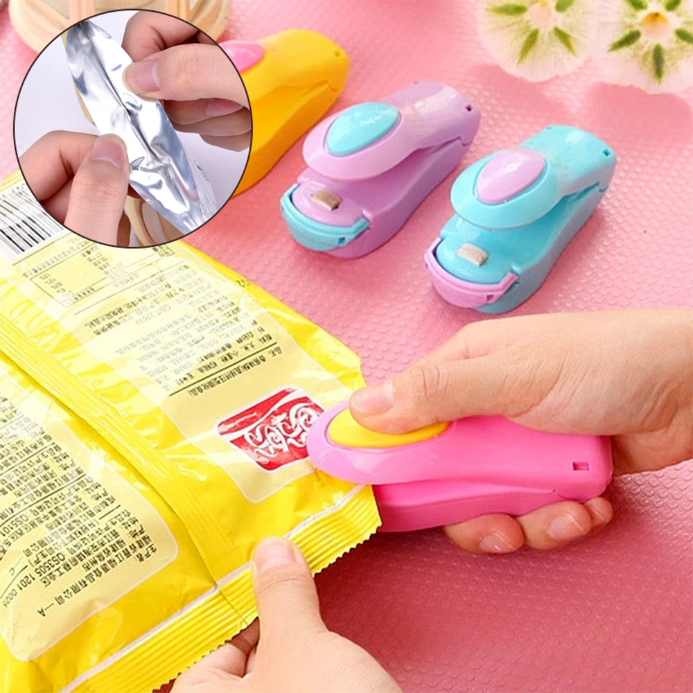 Portable Mini Handheld Holder Electric Heating Snack Sealing Machine Machine Sealed Packaging Plastic Bag Sealed Food Bag Sealer A25