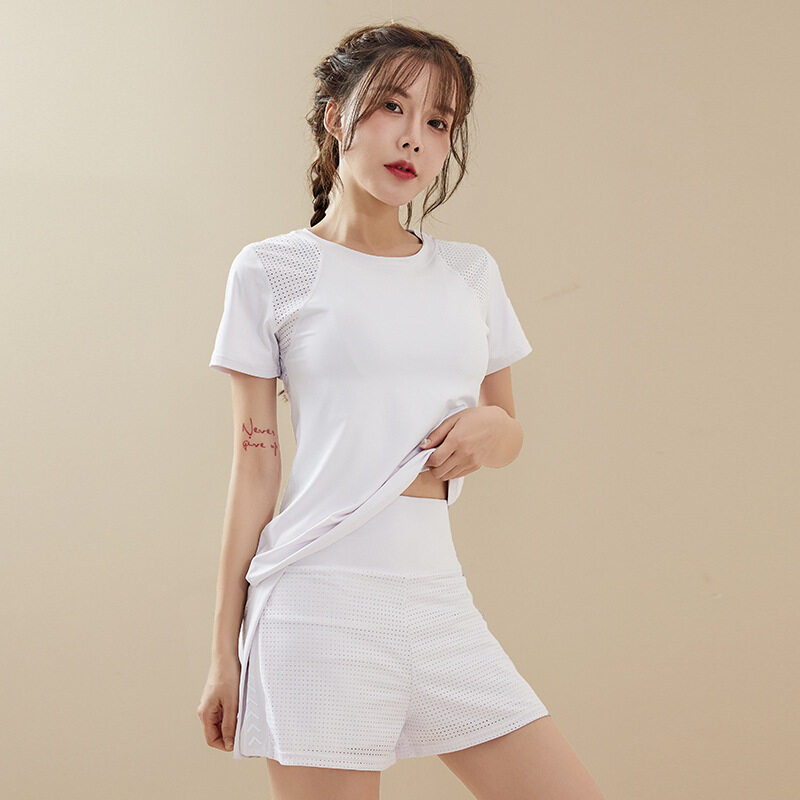 Yoga Sports Suit Fast Dry Thin Short Sleeved Shorts Running Elastic Loose Fiess for Women_voghion.com