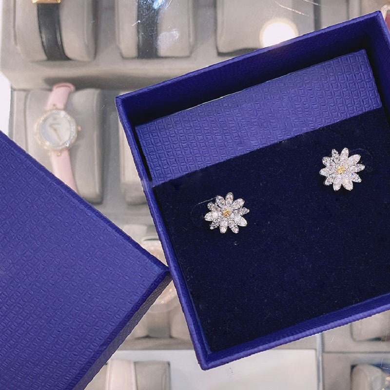 Sweet Daisy Stud Earring Flowery Temperament Girls Earrings