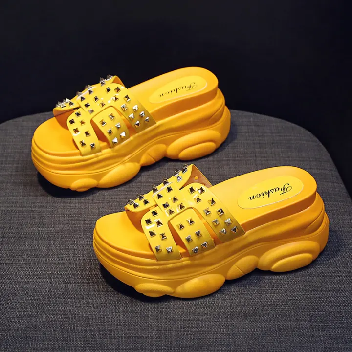 elevator slippers