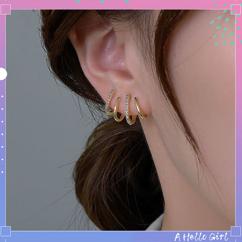 A Hello Girl Jewelry Female U-shaped Four-ring Earrings with Unique Personality Design