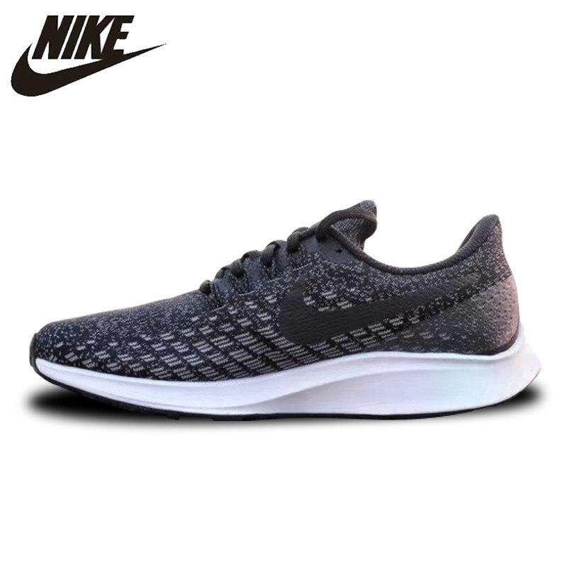 Nike Roshe Run Womenss Shoes Fur Black White New Hot Hong Kong Outlet Nike Roshe Run Womenss Shoes Fur Black White New Hot Hong Kong Outlet