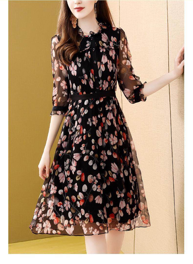 Fragmented Flower Dress Women's Summer 2023 New Waist Slim French Style Dress