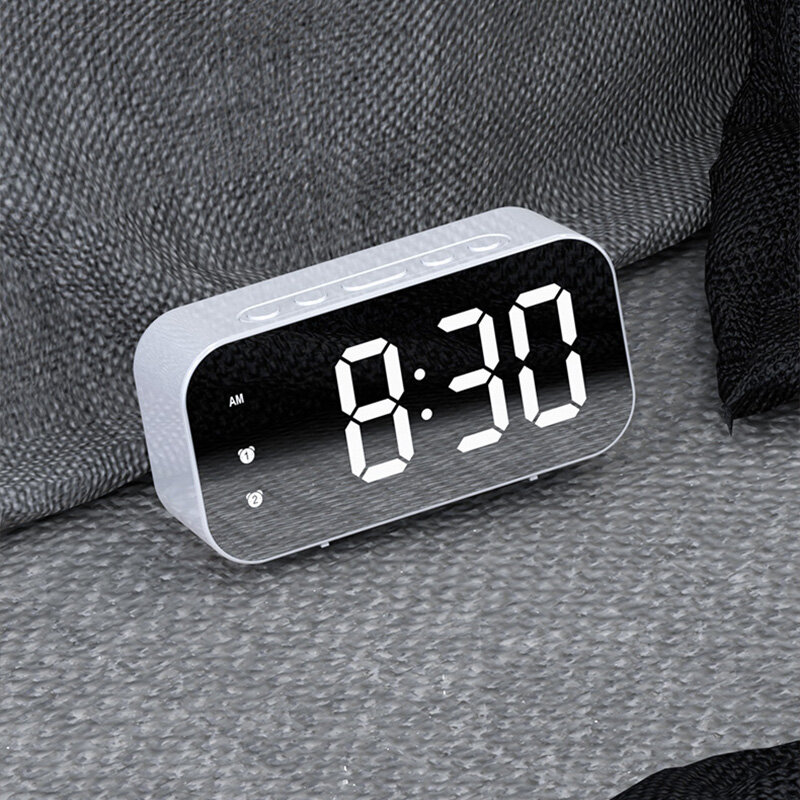 Simple LED electronic alarm clock clock student plug-in dual-purpose small alarm clock digital clock voice activated temperature clock