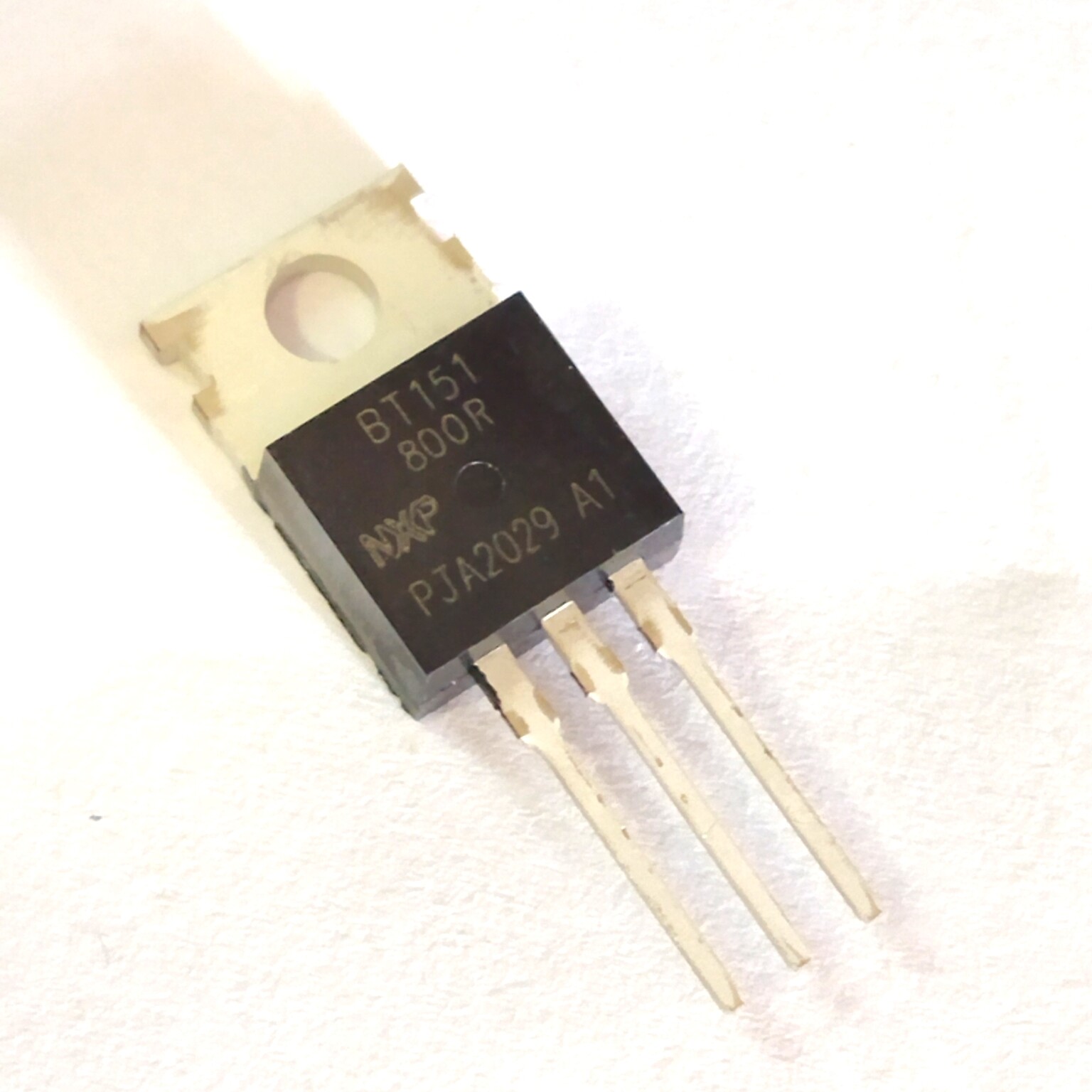 5pcs bt151-800r bt151 7.5a 800v to-220 triac to-220