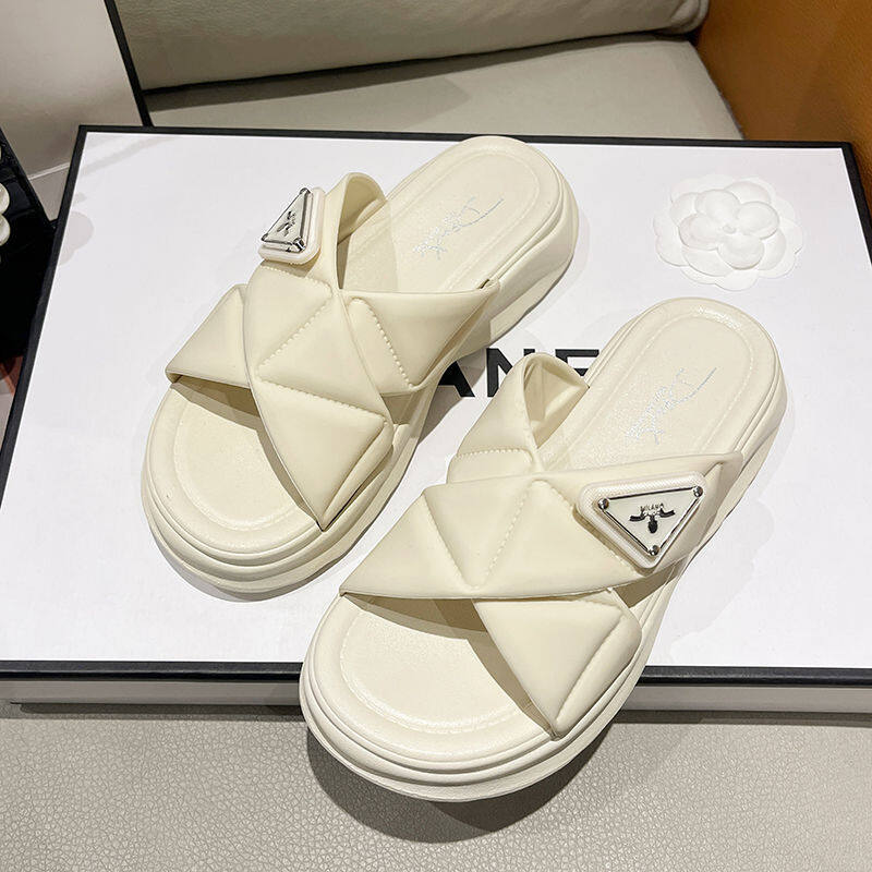 QiaoYiLuo Women's shoes Roman shoes Outdoor outfit Hole hole shoes Trend of the outfit summer sandals