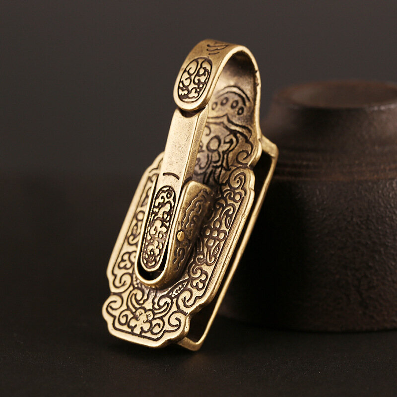 Brass Vintage Fine Casting Copper Keychain Pendant Brass Vintage Leather Belt Key Chain Small Bronze Men's Vintage Brass Charm Key Ring Kids Decoration Gift