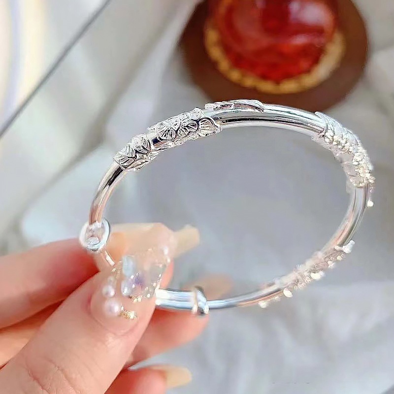 Thời trang tinh tế họa tiết hoa bạc Vòng tay hở cho phụ nữ
