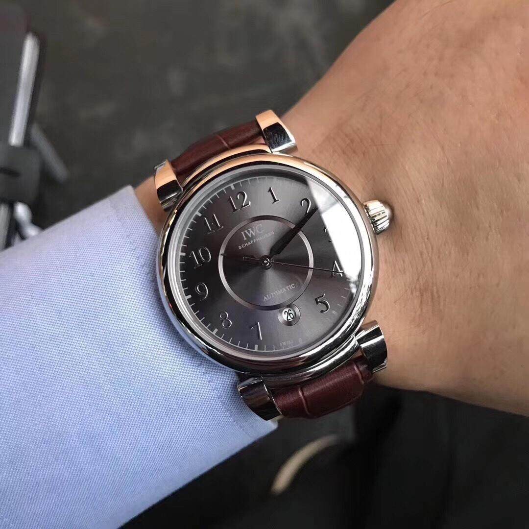 IWC_Fashion Sederhana Kasual Fungsional Klasik Muka Jam Putih Sliver Dezel Baja Anti-karat Tali Kulit Badan Jam 40 Mm Tahan Air Gerakan Otomatis Jam Tangan Tanggal untuk Pria YZI41101