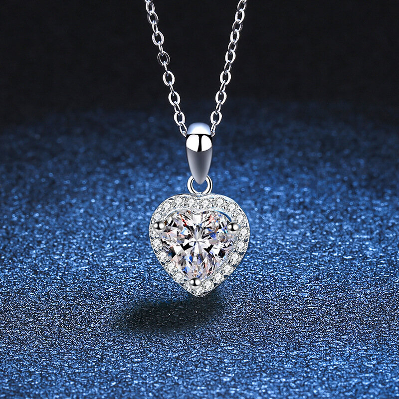 Bestone 1 Carat D Color Moissanite Necklace S925 Sterling Silver Heart Pendant Necklace for Women Plated Pt950