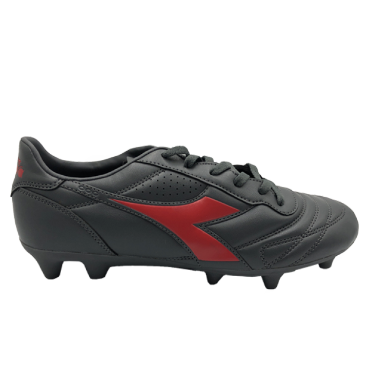 diadora soccer boots