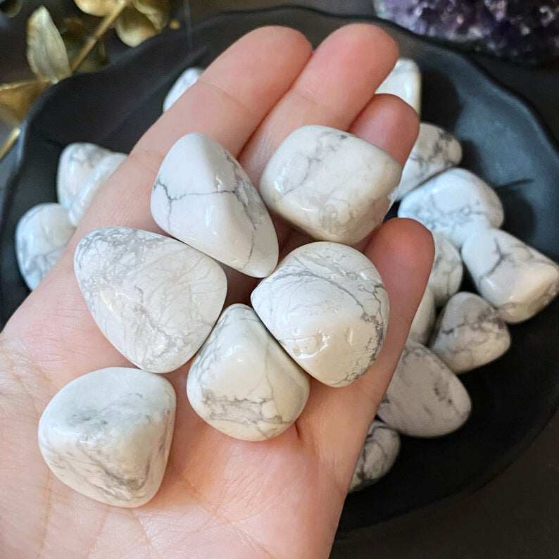 100g Howlite Stone | Howlite Tumbled Stones | Howlite Crystal | Reiki Healing Crystals | Polished Howlite Stone | Crown Chakra, Insomnia, Sleep