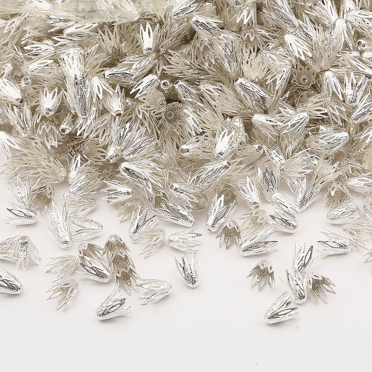 10pcs/Lot 6 8 10mm Iron Plated Metal Flower Bead End Caps Charms Bead Cups For Jewelry Making Findings Needlework DIY Bracelet Necklace Accessories Wholesale