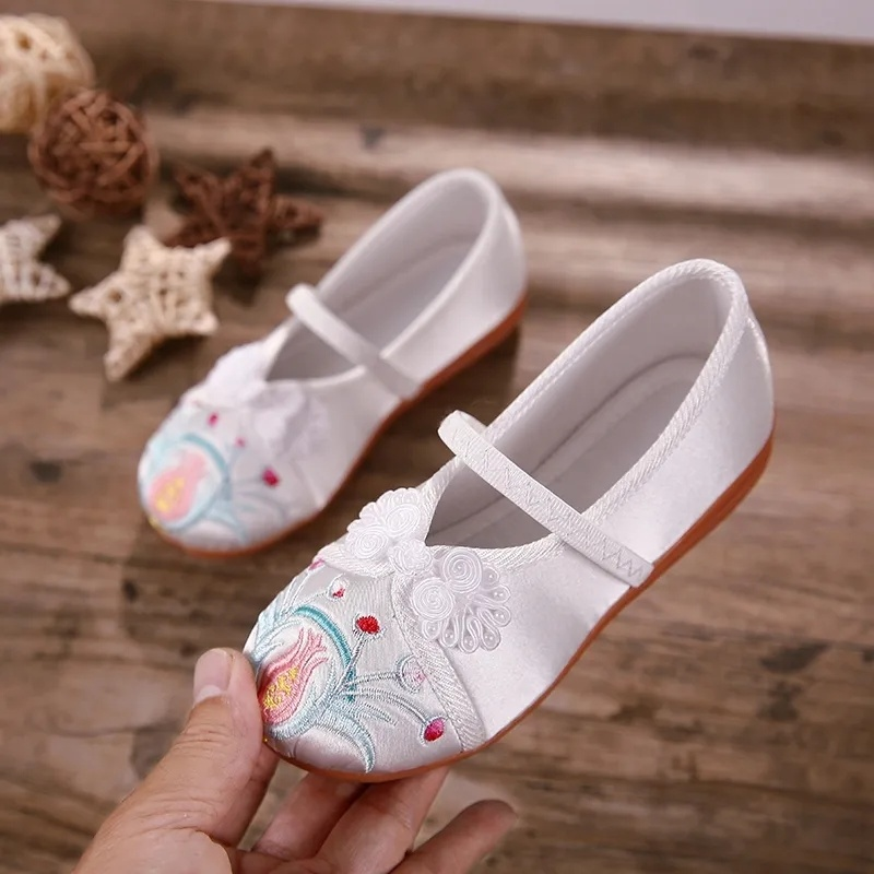 FORHER FORHIM New Children’s Old North Cloth Shoes, Girls’ Embroidered Shoes, Ethnic Style Princess Students’ Costumes, Chinese Costumes, and Dance Shoes Free Shipping FH2158