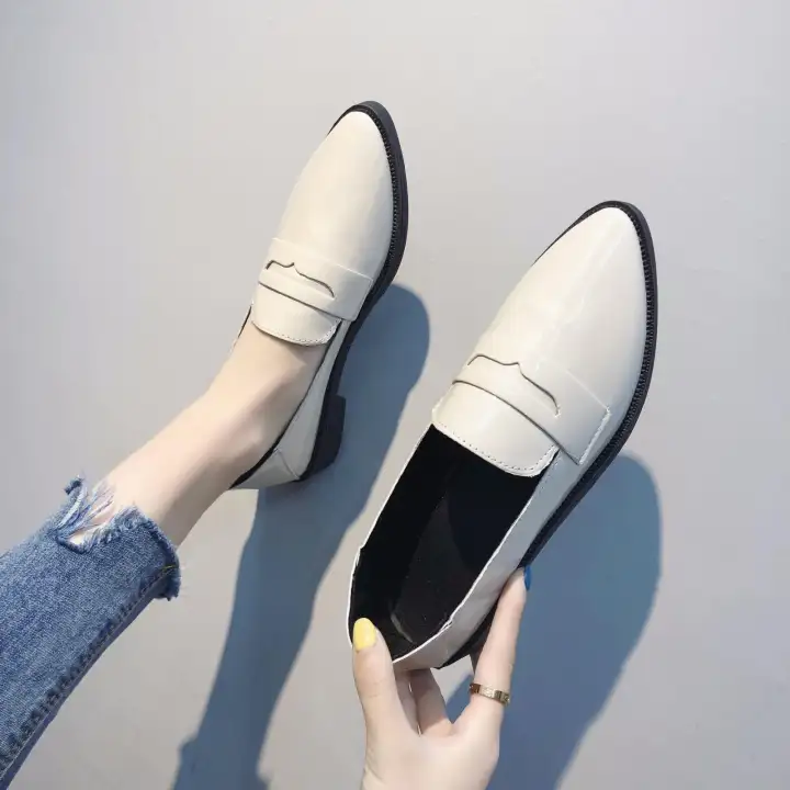 womens black flat slip on shoes