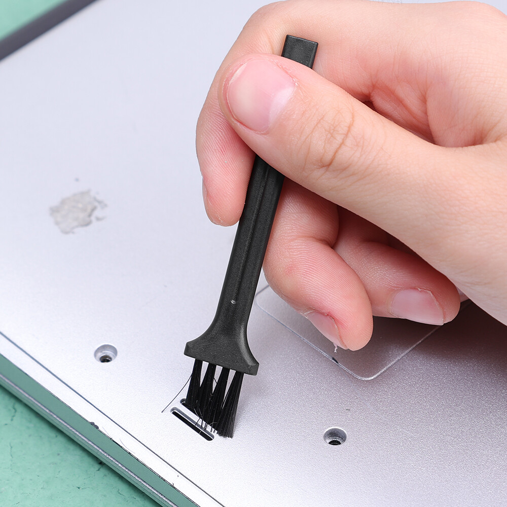 Multifunctional Electrical Mobile Phone Keyboard Long Handle Cleaning Brush To Remove Dust and Small Brush Accessories