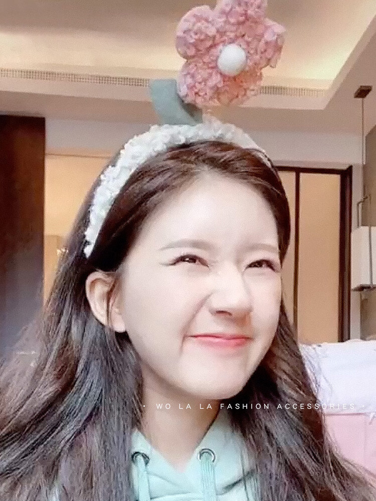 Lovely Flower Headband