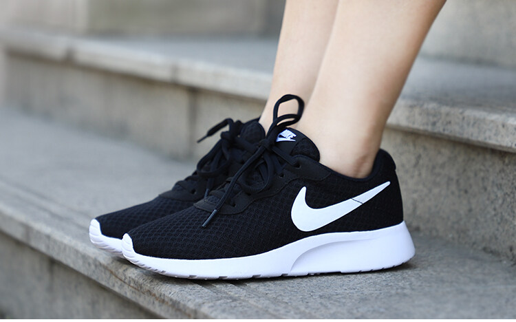 Nike Tanjun Shoes Men Breathable Running Shoes Unisex Fashion