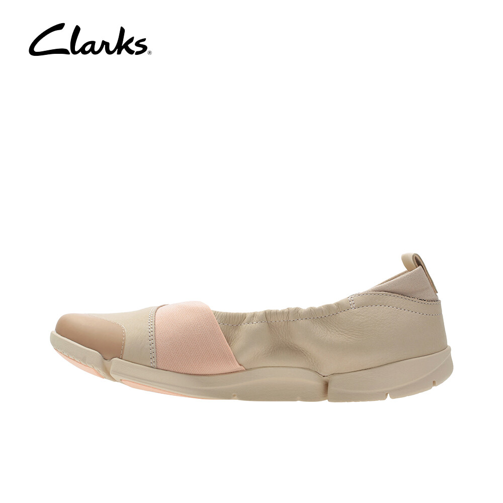 tri adapt clarks
